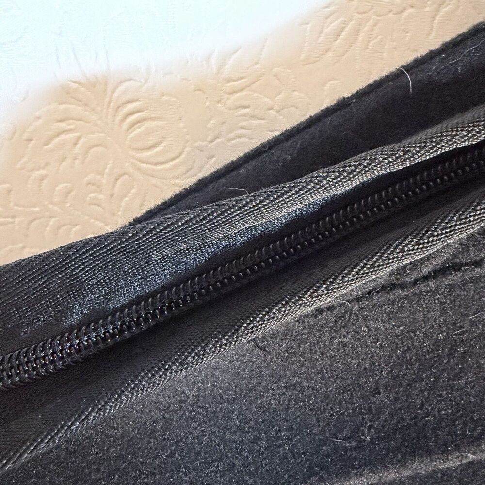 Jeff Hamilton x Caesars Palace Black Wool Garment Bag - Picture 13 of 14